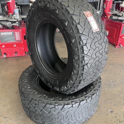 LT 35X12.50R18 VENOM POWER X/T full pair 2 tires