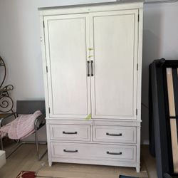 Armoire, Cream/off-white Color, 