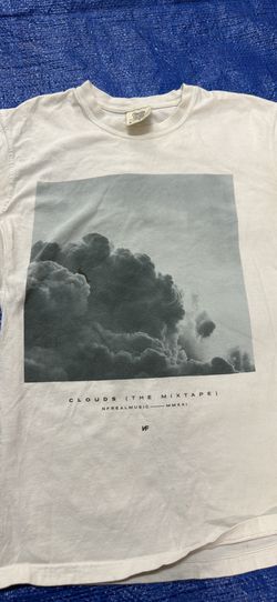 NF Clouds Comfort Colors T-Shirt Size Small – $20