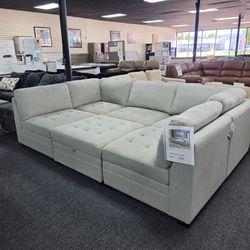 6 piece modular Sectional with storeahe Ottoman 🚚WE DELIVER🚚