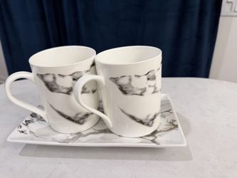 Grace Porcelain Mug & Tray Set – Marble Gold, 3-Piece