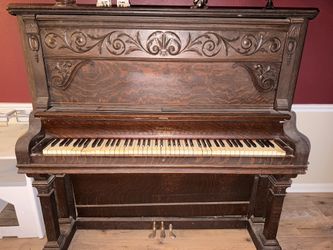 Antique Washburn Upright Piano – Late 1800s/Early 1900s