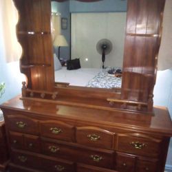 2 Piece Dresser