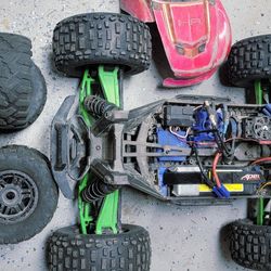 Traxxas MAXX(wide kit) 