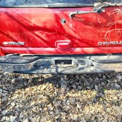 05 Suburban, Silverado, Tahoe Parts Bumper $200