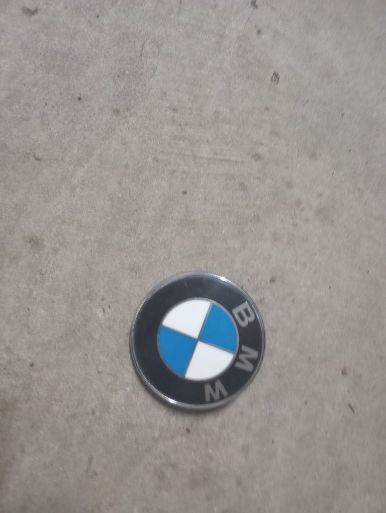 BMW, Hood. Badge