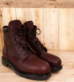 (NEW) REDWING BOOTS---- SIZE 13