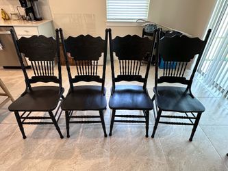 Set of 4 Black Pressed Back Dining Chairs