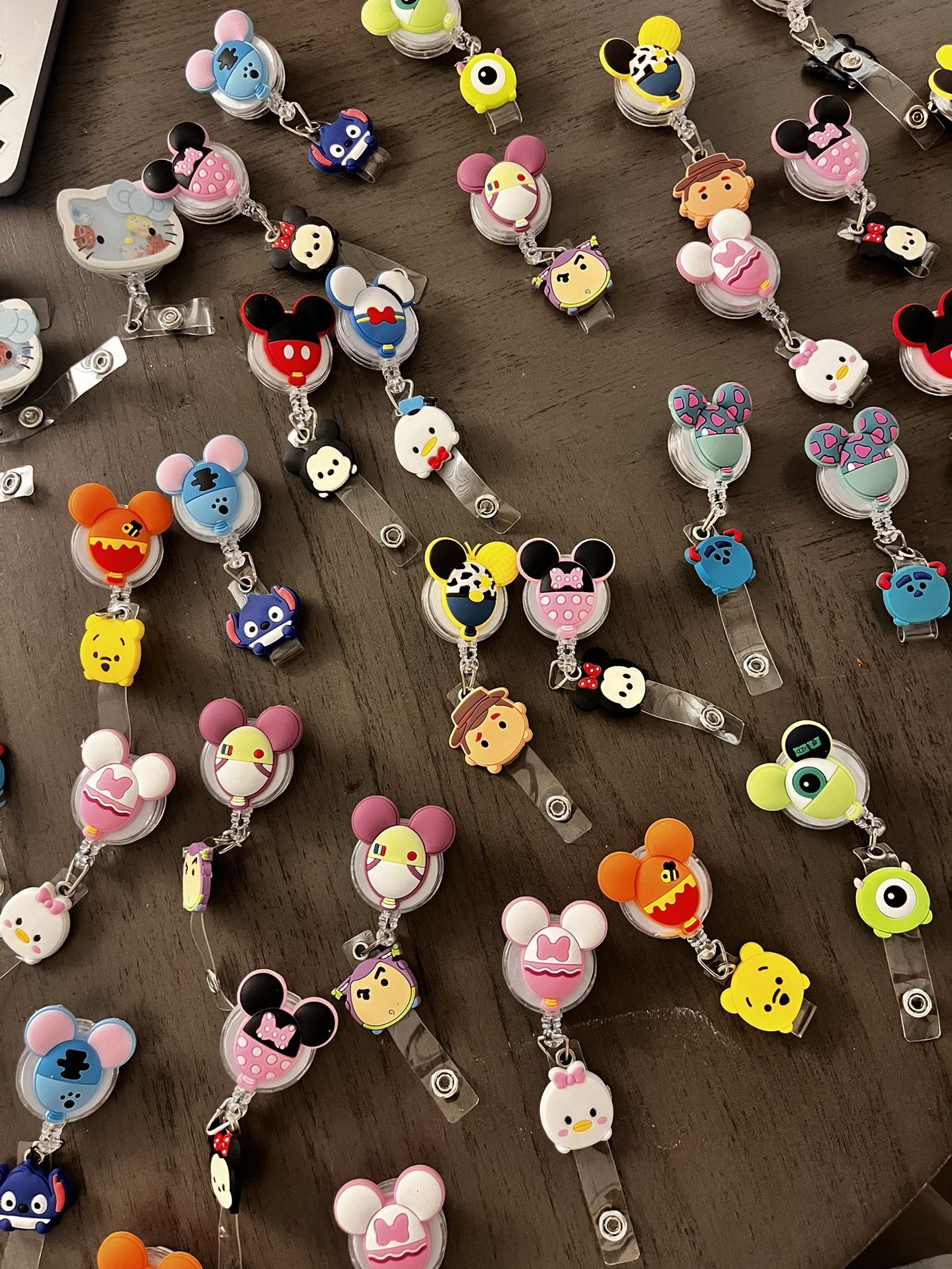 Charms Mickey Minnie Mouse Hello Kitty Rare Keychains For Backpack Purse Car Keys
