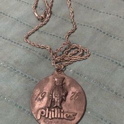 vintage Philadelphia Phillies metal medallion necklace