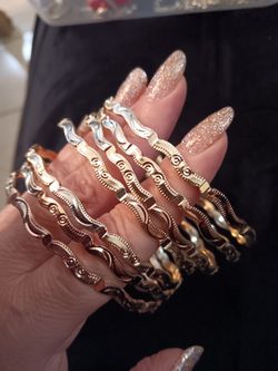 New Semanario Gold Plated Over Stainless Steel