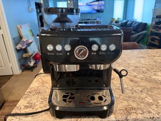 Black Espresso Machine with Built-In Grinder