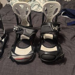 Snowboard bindings