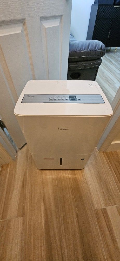 Midea Dehumidifier 