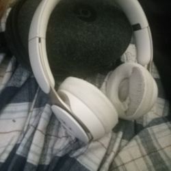 Beats By Dre Wireless Headphones 