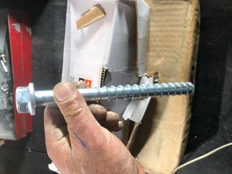 Titan concrete bolt 5/8 x8
