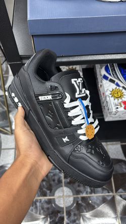 Black Louies Vuitton