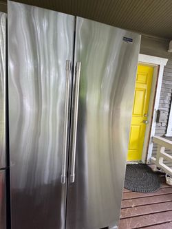 Refrigerator(DELIVERY AVAILABLE)