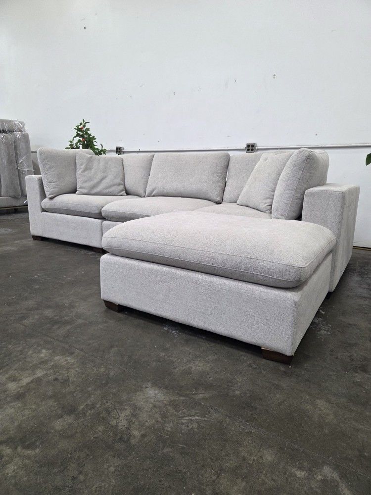 4pc Sectional Couch- Free Delivery‼️