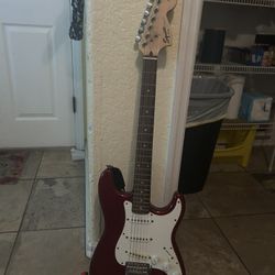 Fender Squier Stratocaster Cherry Red