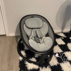 Baby swing