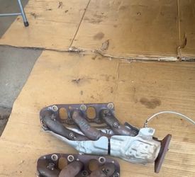exhaust manifold q50 VhR