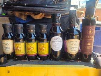 Gourmet Blends and Alba Balsamic and Raspberry Vinegar Set
