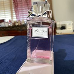 Perfume Miss Dior $100