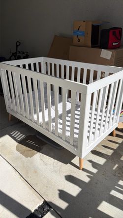 Baby crib