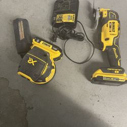 DeWalt DCS356 20V MAX XR Oscillating Multi-Tool+Randon Orbit palm  Sander 5”+2 battery and charger
