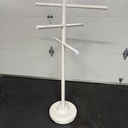 Towel Rack For Pool /Hot Tub