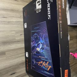 43” Aorus Gigabyte Tactical Gaming Monitor FV43U 