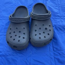Crocs BLACK Women 7 Men 9 