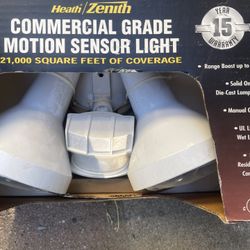 Comercial Motion Sensor Light 