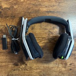 Astro A20 gen2 wireless headset.  Xbox and PC