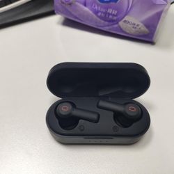 Earbuds Qere Blutooth E20 for Sale in Philadelphia PA OfferUp