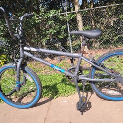 mongoose bike, 20 inch boy