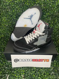 Size 9 Men- Jordan 5 Black Metallic Reimagined
