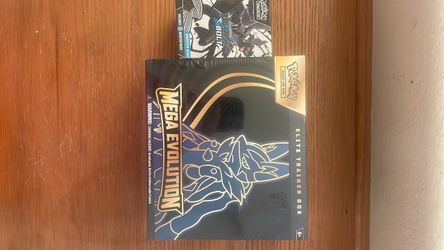 Mega Evolutions etb and black bolt booster bundle (Pokemon Bundle)