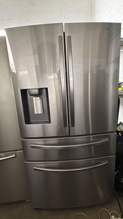 Samsung French Door Stainless Steel – Elegance and Large Capacity!