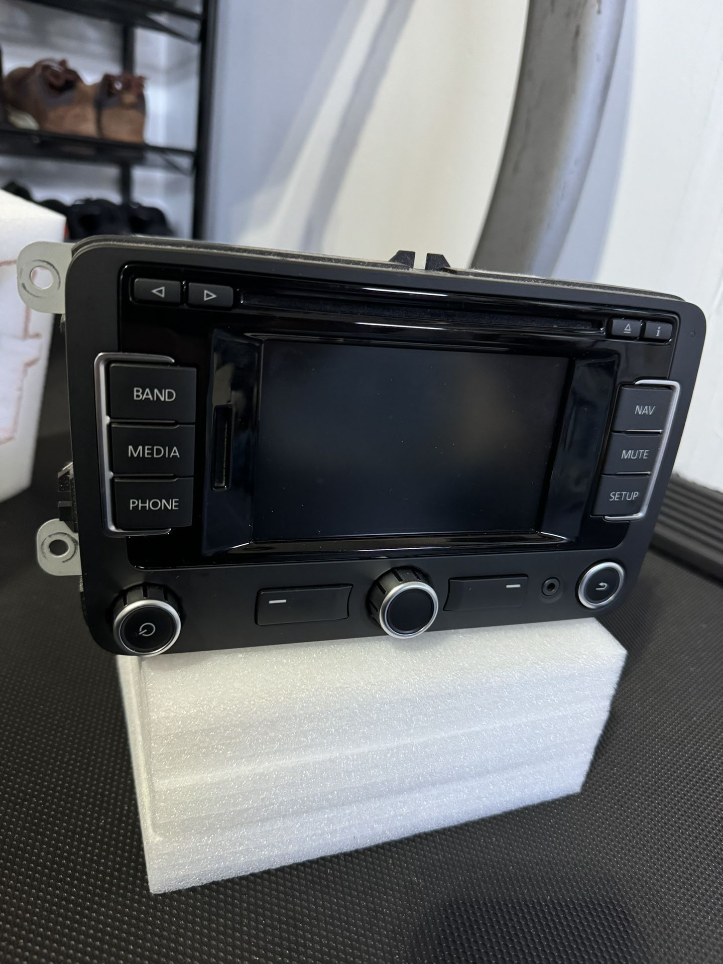 Volkswagen GTI MK6 Radio