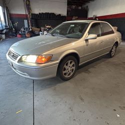 2000 Toyota Camry  Aug 2024 REGISTRATION  Runs good  Needs tune up 2024 tags  Selling as is 