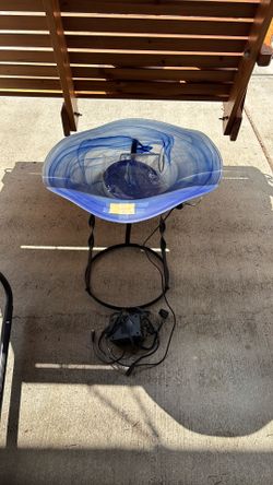 Glass Bird Bath with Stand and Pump
