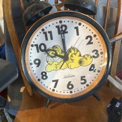 Garfield Clock 