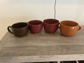 Soup bowls