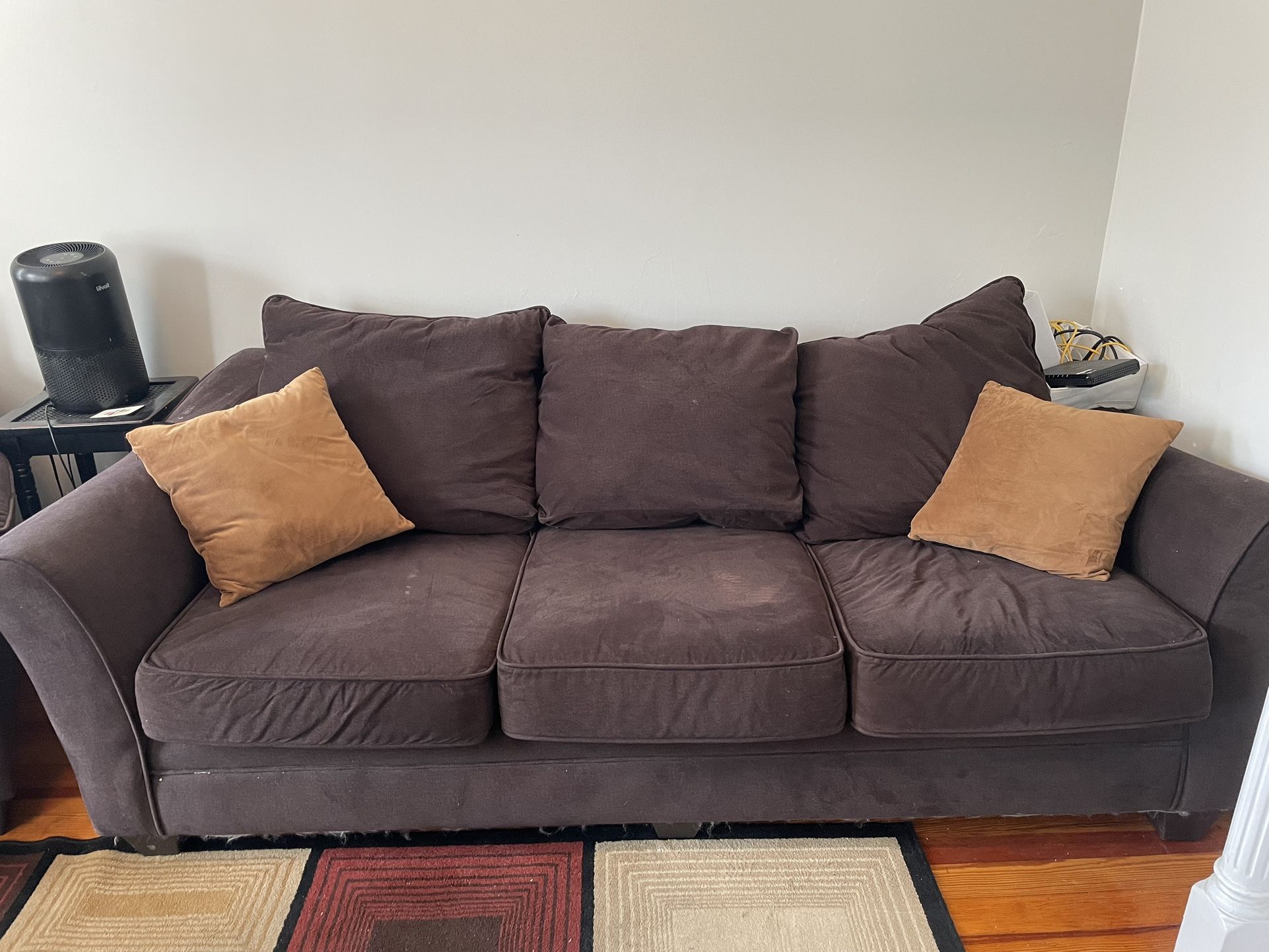 3 Sofas + Ottoman