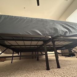 Full Size Bed Frame. Portable And sturdy 
