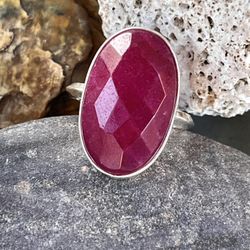 Faceted Kashmir Red Ruby Silver Ring Sz 9