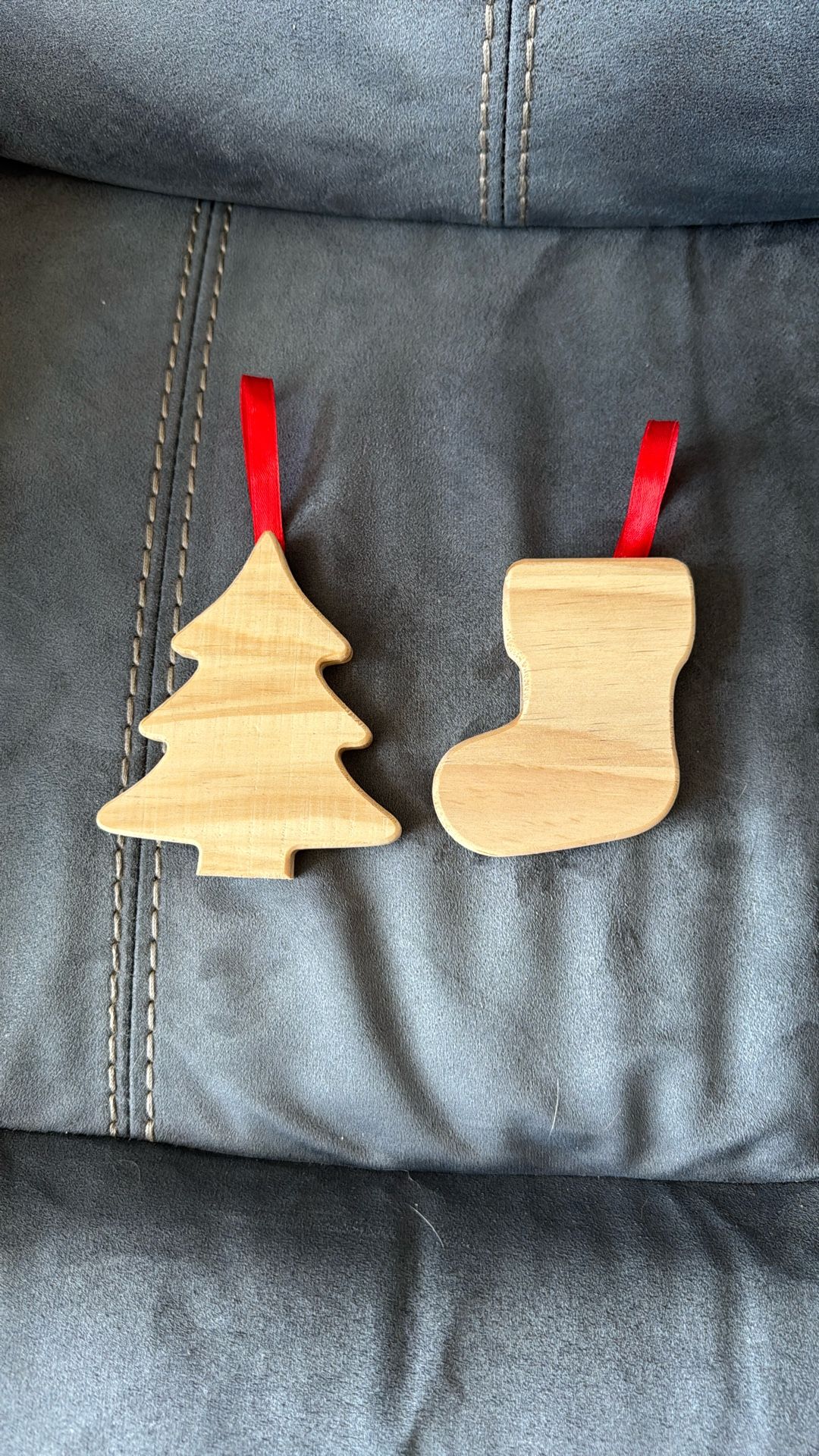 New Make Market 2 Piece DIY Pinewood Wood Ornament Christmas Tree Stocking Holiday