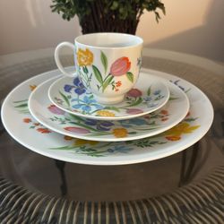 PRIMAVERA by Heinrich Bavaria Germany 4pc Porcelain Dinner Place setting 1970's